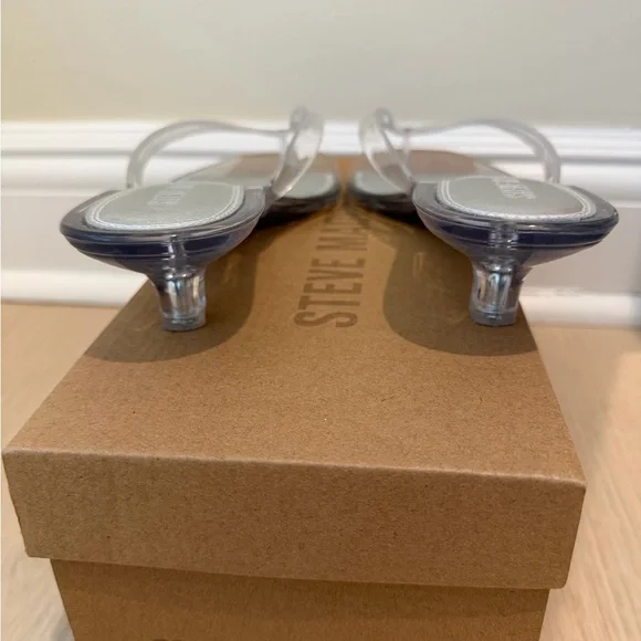 Steve Madden tracie Clear Vinyl Kitten Heel Sandals Size 8 - Picture 5 of 6